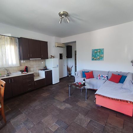 Portolos Apartments - Filiatro Vathy  Ngoại thất bức ảnh